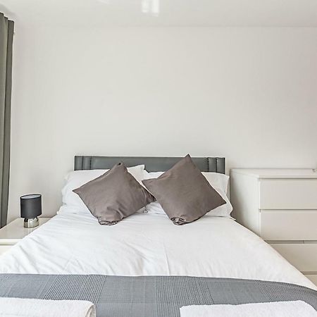 Modern Apartment Canary Wharf 런던 외부 사진