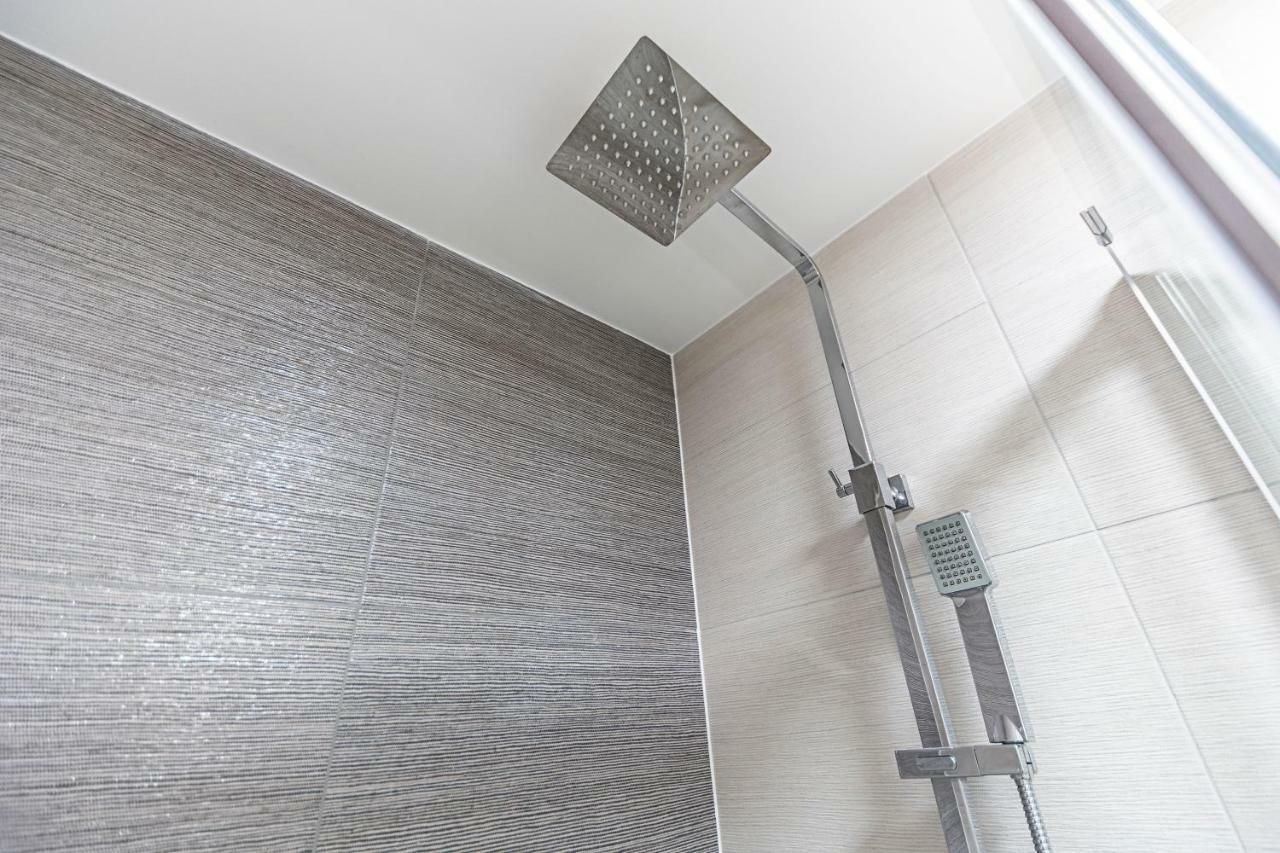 Modern Apartment Canary Wharf 런던 외부 사진