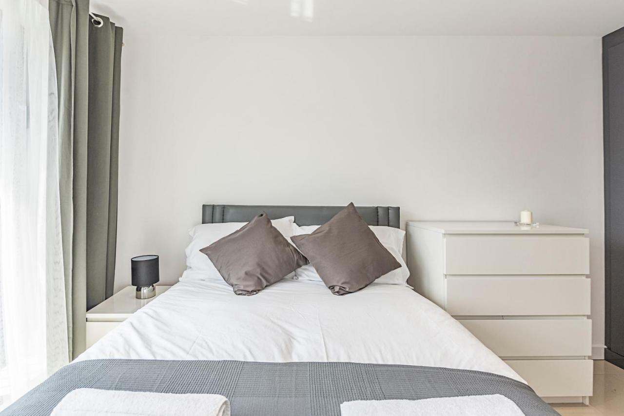Modern Apartment Canary Wharf 런던 외부 사진